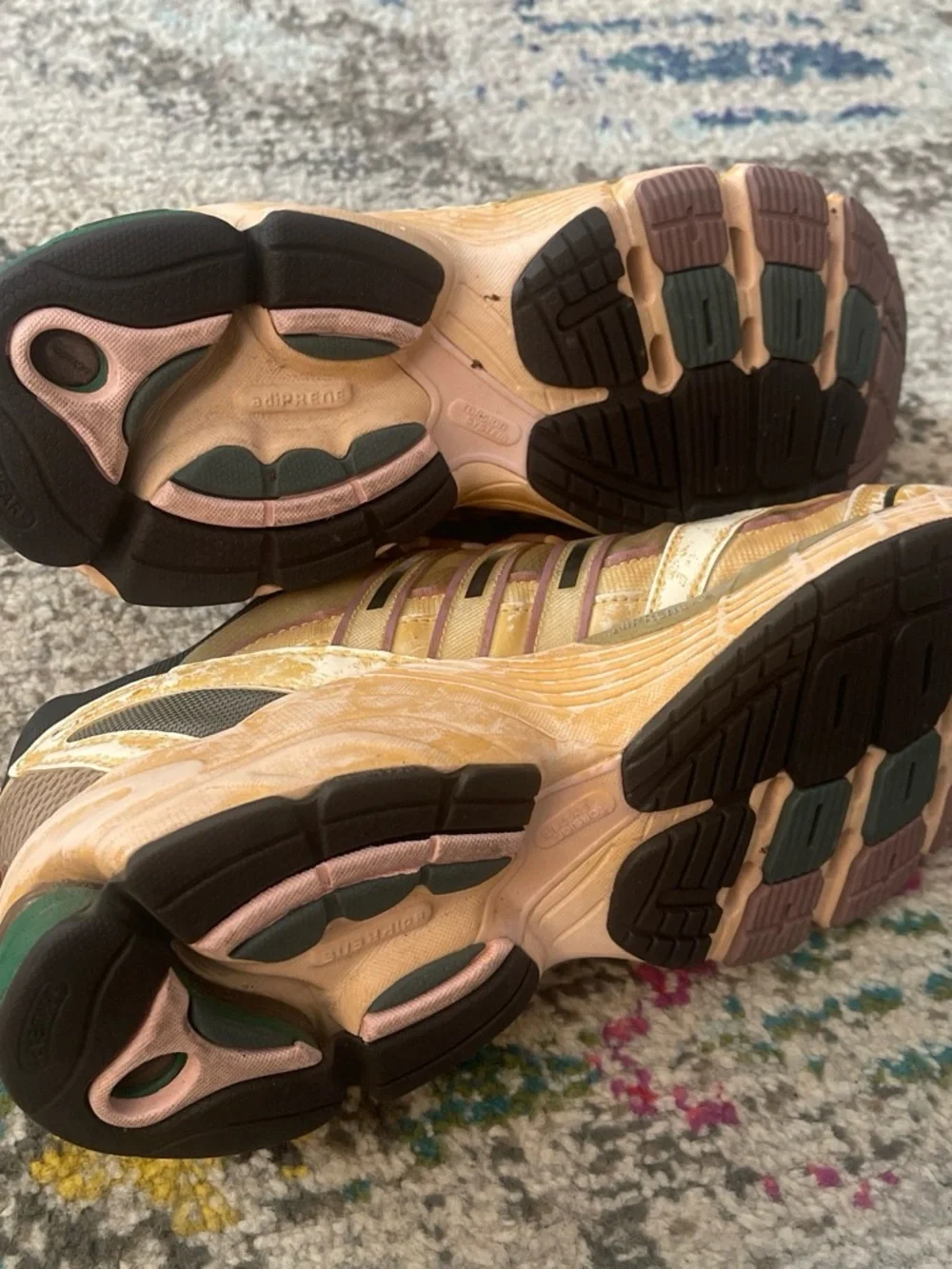 adidas SUPERNOVA 